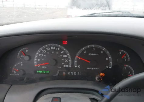 2001 Ford F-150 Lariat/Xl/Xlt из США, поврежденный, VIN 2FTRX18W71CA71515